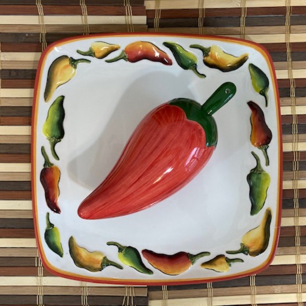 4 pc SET Chili Pepper Serving Dishes